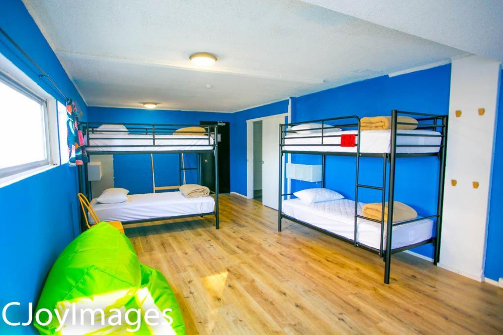 Rainbow Bay Beachhouse Coolangatta Esterno foto