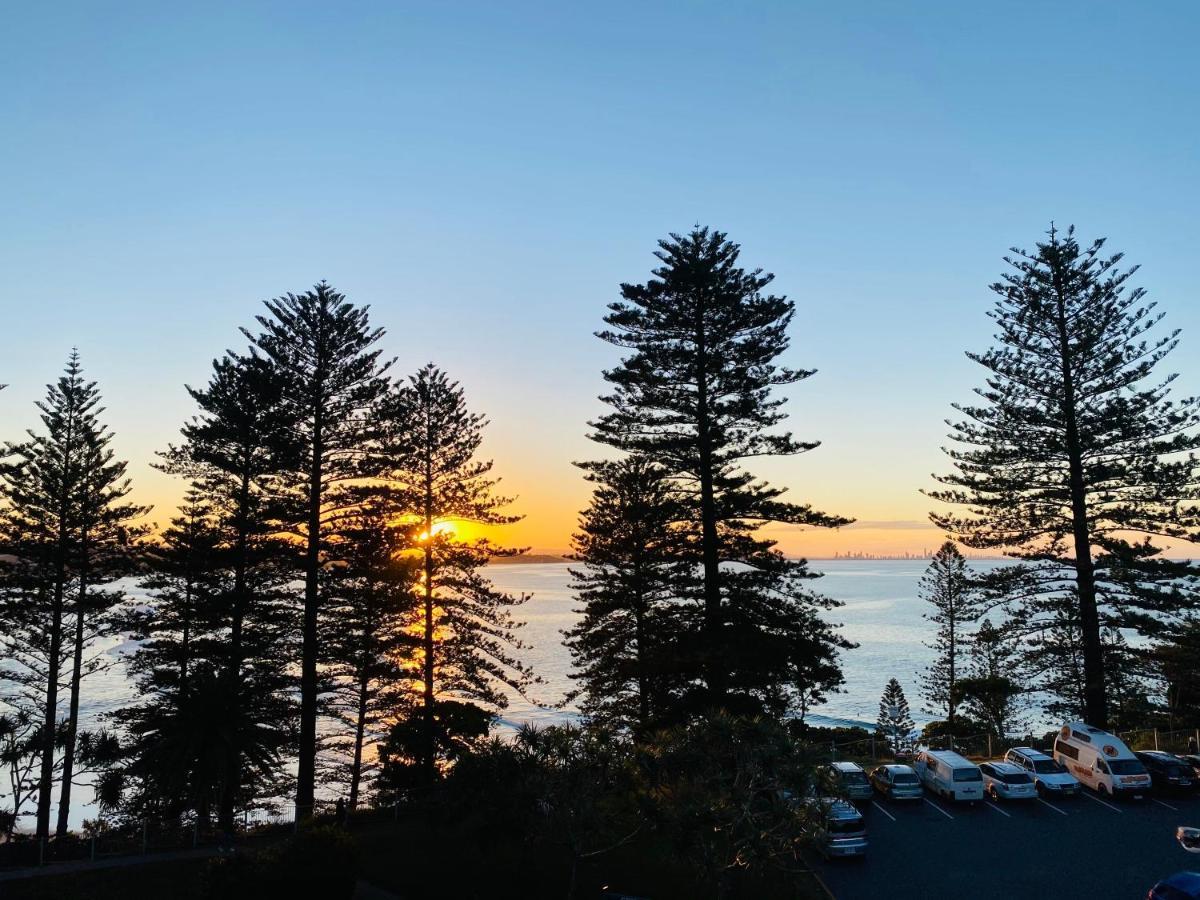 Rainbow Bay Beachhouse Coolangatta Esterno foto